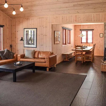 Hébergement de vacances Superbe Maison à Avec Sauna *